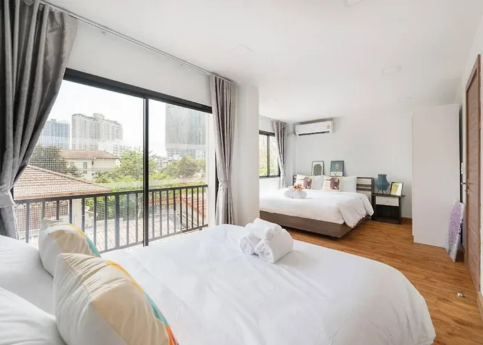 別墅 Miq Ekkamai3_pool Villa_3br House